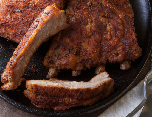 Spicy smoked st.louis-style spareribs on a plate