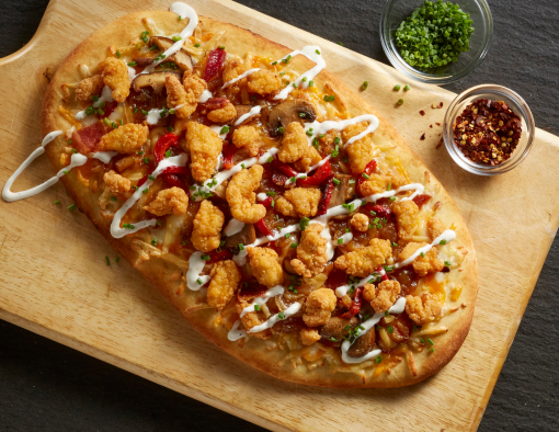 sweet and savory Chicken Bacon and Ranch Flatbread