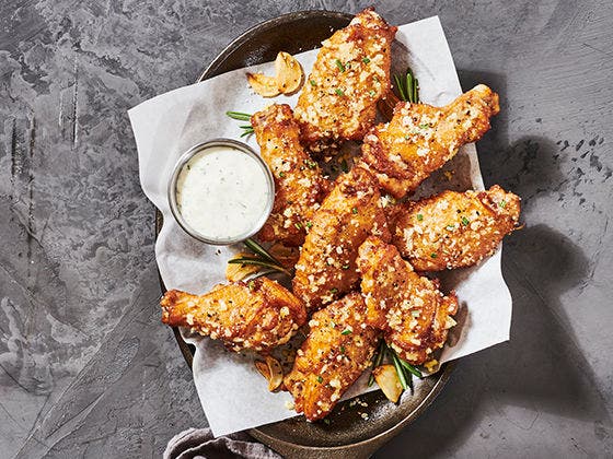 Image of Garlic Parmesean Wings Recipe