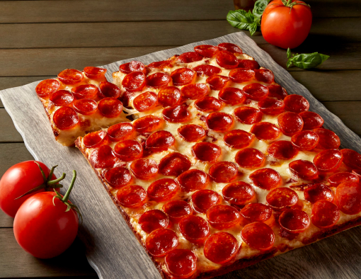 Detroit-style pizza stirs the appetite with cheesy, crusty, deep-dish grandeur